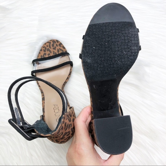 New Abound Adelyn Leopard Block Heel Sandals - Picture 4 of 10